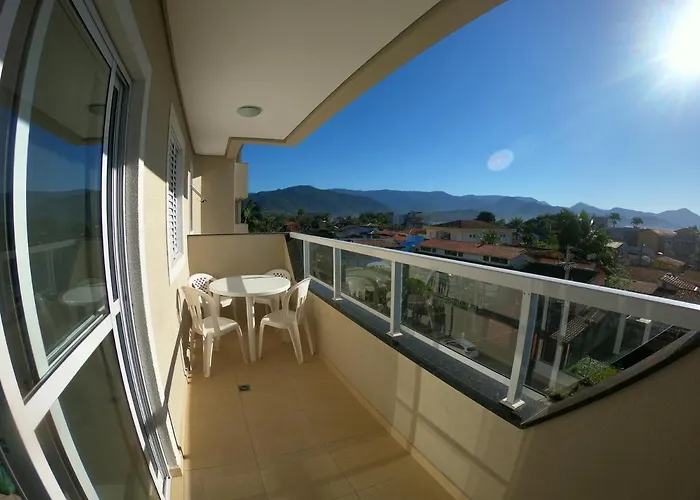Beach House Itaguá 1 - Em a 300m da orla mais charmosa, com excelente localização